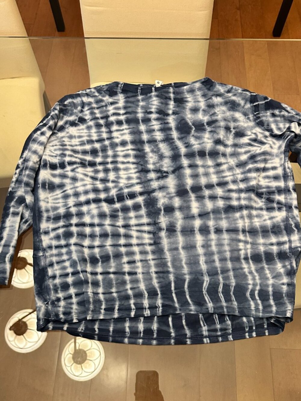 Rare Lululemon Stripe blue Women's Size 6